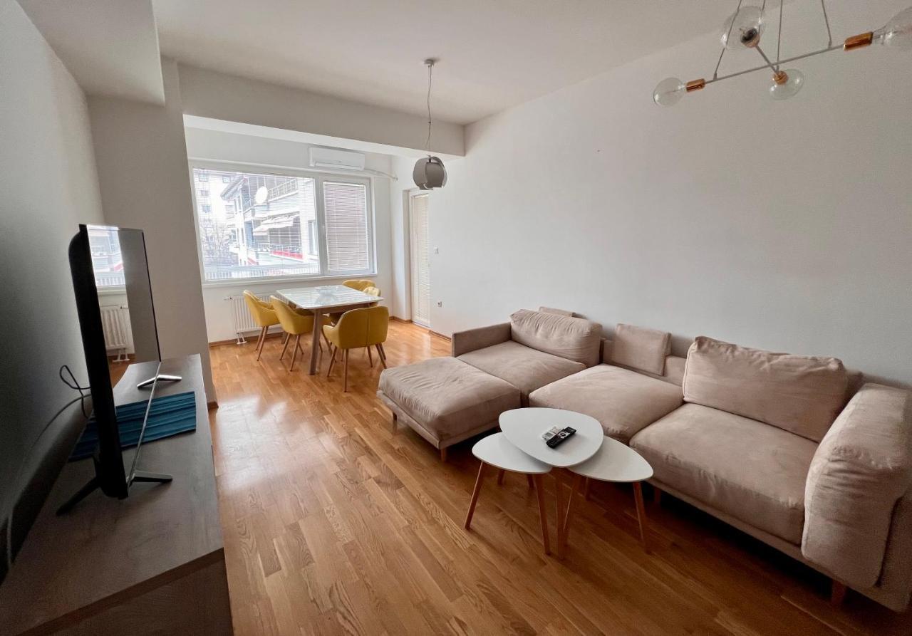 High-End Spacious Apartment Next To City Mall Escópia Exterior foto