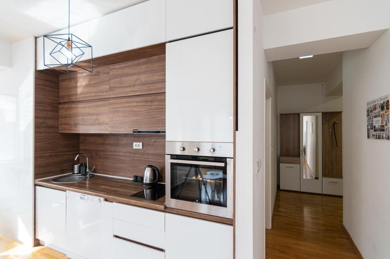 High-End Spacious Apartment Next To City Mall Escópia Exterior foto