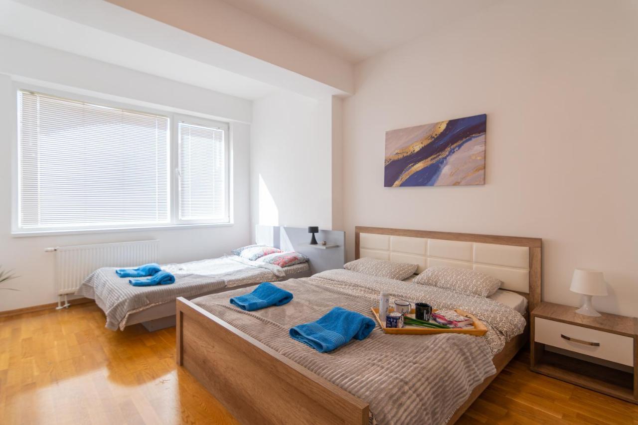 High-End Spacious Apartment Next To City Mall Escópia Exterior foto